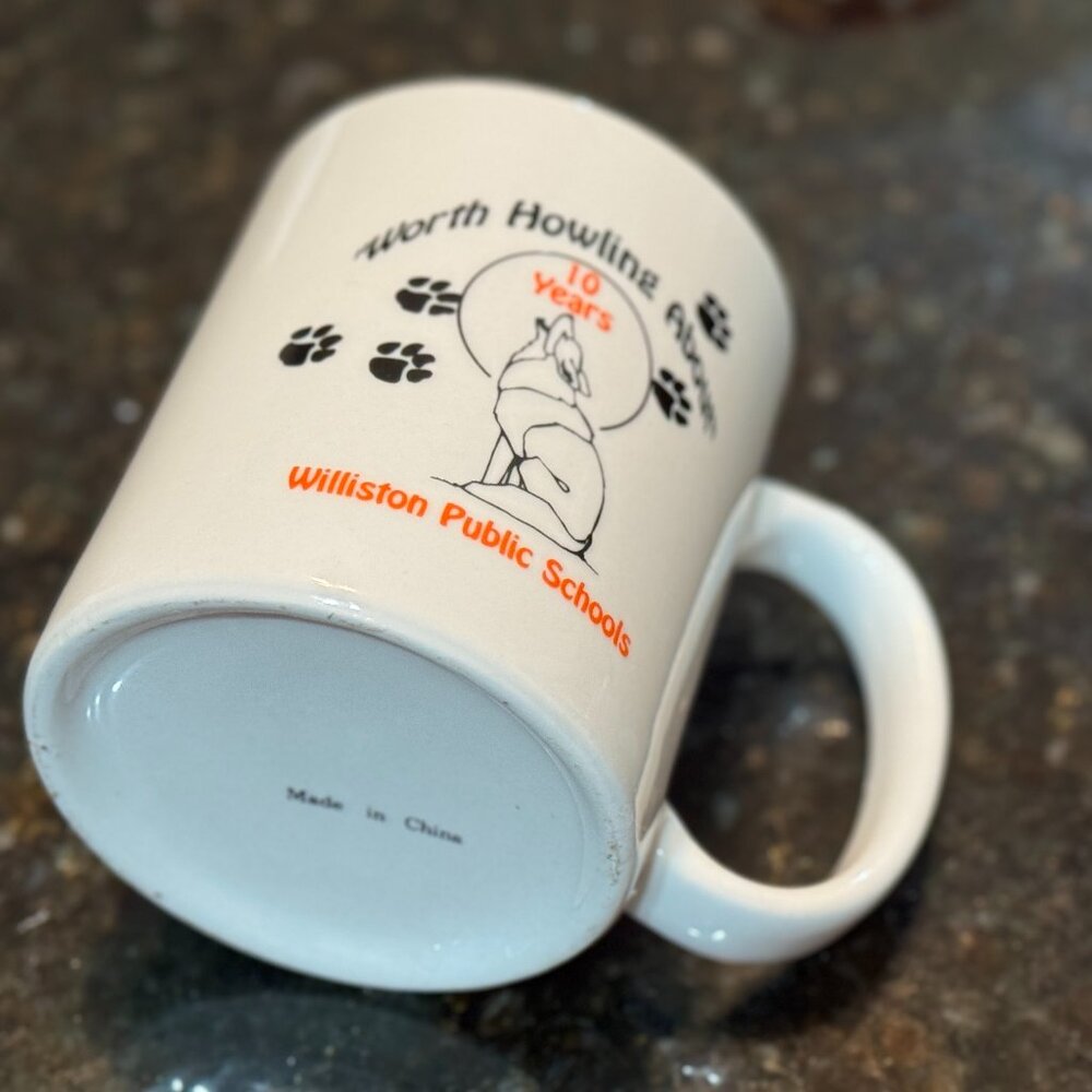 Williston High School Coyotes Public Schools 10 Years Mug